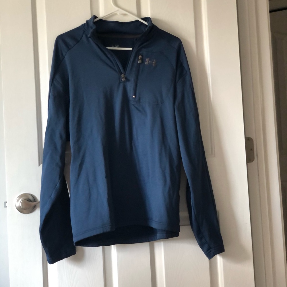Men’s blue 1/4 zip Under Armour shirt
